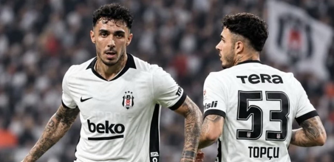 Emirhan Topçu Beşiktaş formasıyla